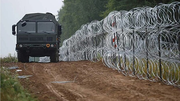 Польша намерена возвести оборону на границе с Россией и Белоруссией
