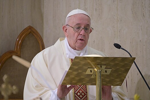Папа Римский перенес на год два важных мероприятия