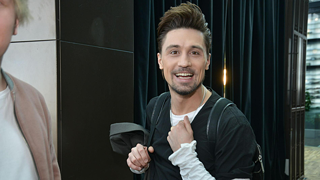 Заболевший бронхитом Дима Билан отменил своё выступление на «Песне года»: «Я прямо в ознобе»