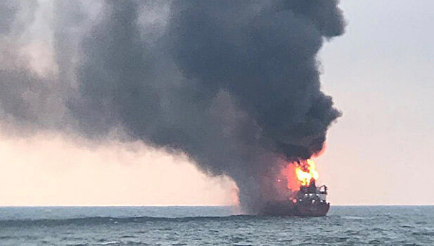 МИД Индии подтвердил гибель шести граждан страны при пожаре на танкерах в Черном море