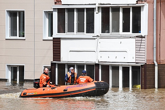 Глава МЧС направил в Приморье опергруппу для ликвидации последствий наводнений