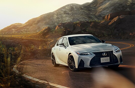 Компания Lexus объявила о выходе лимитированной спецверсии IS 500 F Sport Performance First Edition