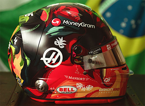 Эстебан Окон представил шлем для этапа в Сан-Паулу