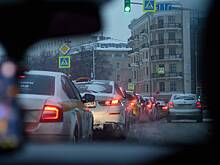 Россиянам назвали способ избежать потери управления автомобилем в гололед