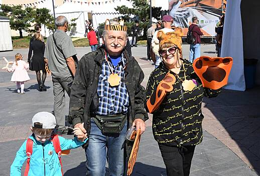 День бабушек и дедушек в России в 2024 году: когда отмечается, история и традиции праздника