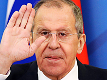 Лавров призвал к расчетам в альтернативных доллару валютах