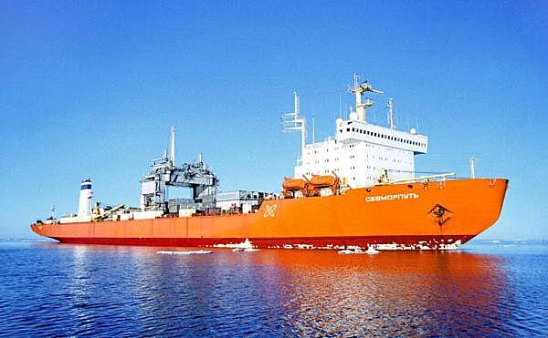 Безопасность судоходства по Севморпути будут обеспечивать новые комплексные формирования спасателей