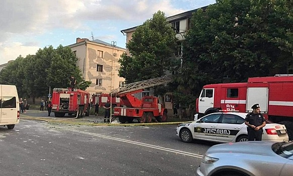 В жилом доме в Кутаиси взорвался газ