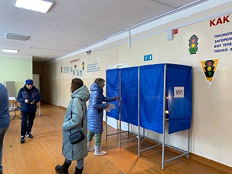 В Югре на избирательном участке перепутали мужа и жену: подробности истории