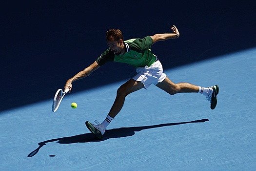 Медведев, Рублев и Калинская пробились в четвертьфинал Australian Open