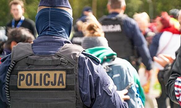 Польша депортировала выдавшего себя за экс-сотрудника ФСБ гражданина России