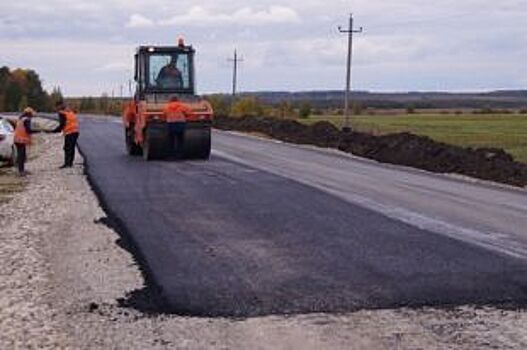 Путь на два района. Дорожники ускоряют работу