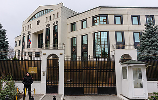 Посольство РФ обвинило Кишинев в блокировании работы консульского отдела