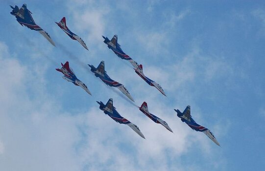 Как три истребителя «Русских витязей» врезались в гору в декабре 1995 года