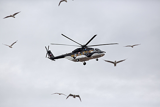 Вертолет в Магадане – единственная связь с миром. Как малая авиация работает в суровых условиях Крайнего Севера?