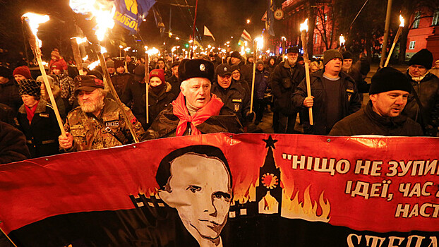 Польшу и Израиль возмутил марш в честь Бандеры в Киеве