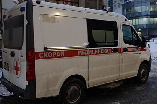 Сын чемпиона мира по боксу попал в реанимацию с подругой после аварии