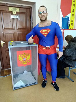 Голосуют медведи, витязи и ракета «Сармат»: самые необычные избиратели в городах России