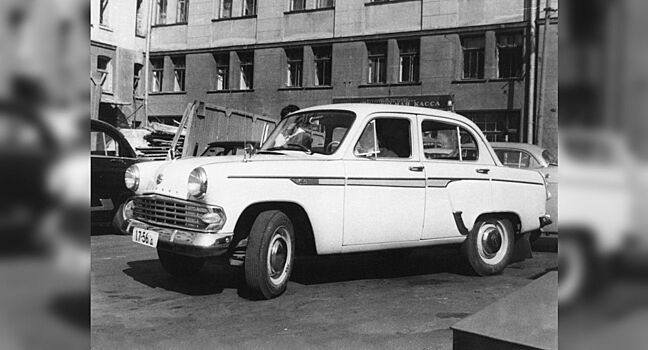 Почему в 1983 году автомобиль в СССР можно было приобрести без очереди