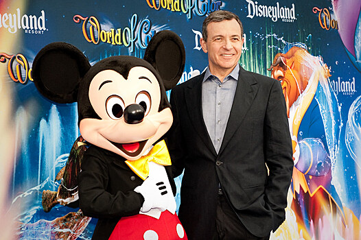 Глава совета директоров Disney продал половину своих акций компании почти за $100 млн