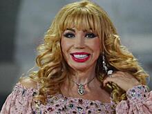 Хирург рассказал о пластических операциях Маши Распутиной: что скрывает звезда