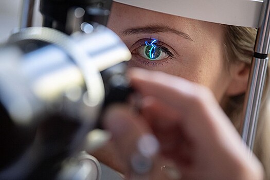 Офтальмолог рассказал о способе улучшить зрение без операции