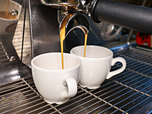 Стоматолог назвал приводящие к пожелтению зубов продукты и привычки