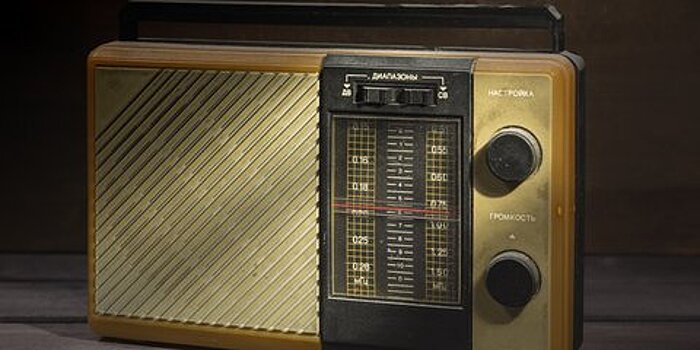 Изобретение радио: кратко и понятно о вечном споре