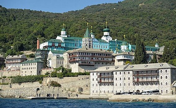 Что станет с русским монастырем на Афоне, после разрыва РПЦ с Константинополем