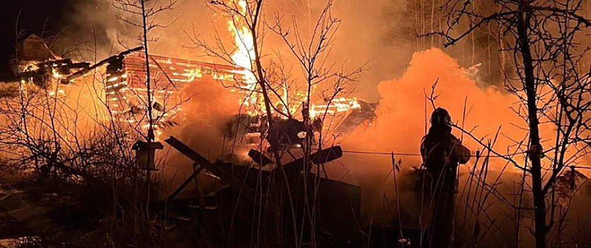 Мужчина погиб при пожаре в жилом доме в Гусь-Хрустальном