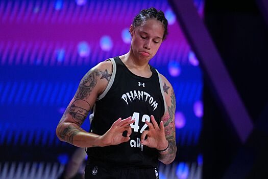 Бриттни Грайнер нашла загадочную и провокационную записку в гостиничном номере: баскетболистка после этого покинула здание