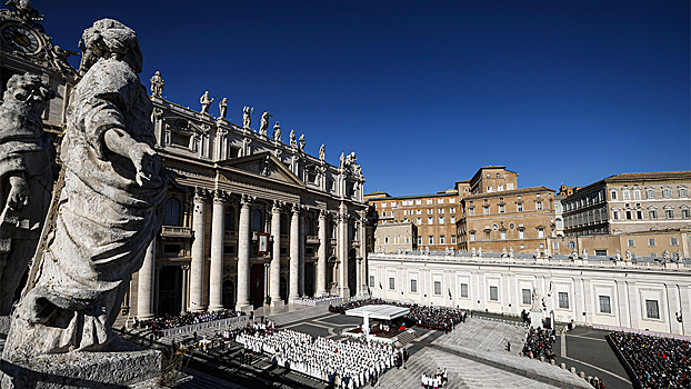 В Канаду из Ватикана вернули культурные ценности канадских индейцев
