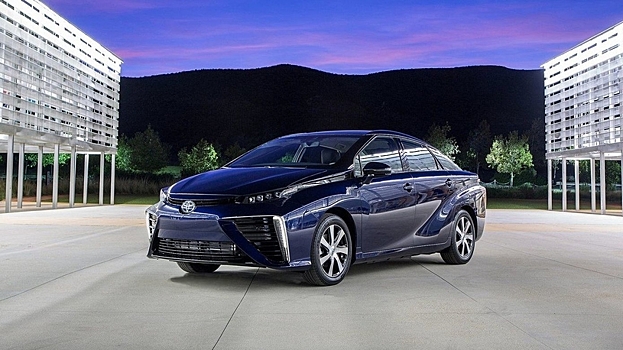 Toyota пообещала уравнять в цене водородные автомобили с гибридными