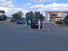 Автомобиль перевернулся в Павлове: двое пострадали