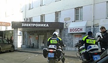 В Челябинске сотрудники ГИБДД не допустили проведение нелегальных автогонок