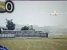 Появилось видео взлета и падения Boeing 787 Dreamliner в Индии