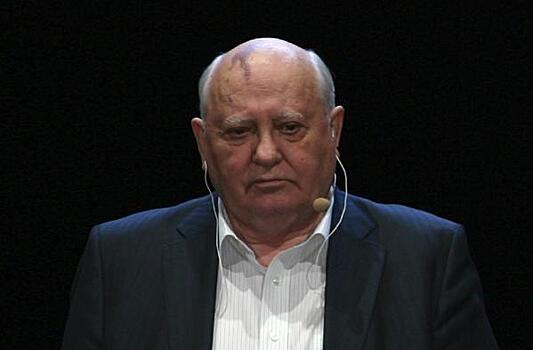 Горбачев назвал два удара, погубившие СССР