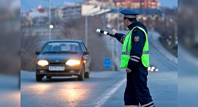 Какая предусматривается ответственность за не остановку по требованию сотрудников ГИБДД