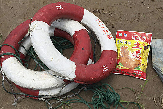 В Китае погибли восемь пассажиров перевернувшегося корабля