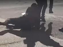 В Кирове водители автобуса и троллейбуса устроили драку на дороге