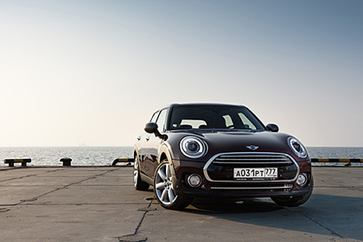 Новый MINI Clubman протестировали на российских дорогах