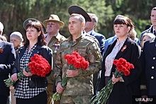 Курганские VIP почтили память погибших в Великой Отечественной войне