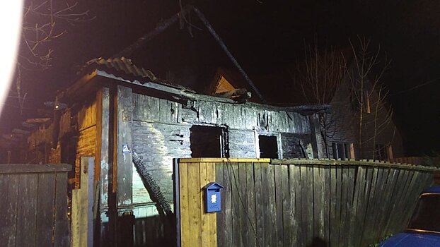 Семья с пятью детьми сгорела в частном доме под Смоленском