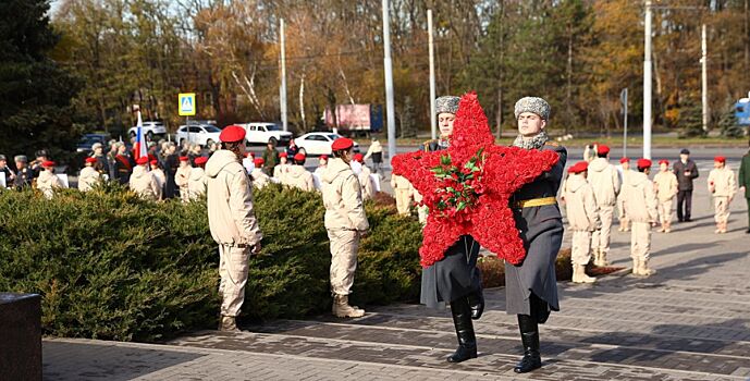 Ростов принял межрегиональную патриотическую эстафету «Венок Славы»