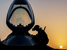 В Сети появилось видео катапультирования летчицы из сбитого Ираном F-35