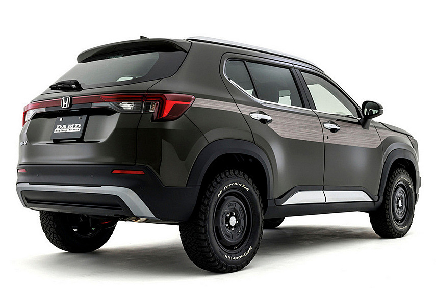 Техническая начинка стоковая: 118-сильный бензиновый «атмосферник» 1.5 совмещён с вариатором и передним приводом.