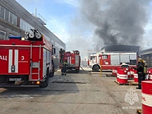 На челябинском заводе вспыхнул пожар
