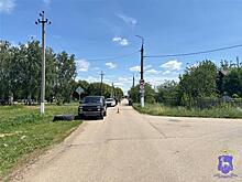 В Хворостянском районе госпитализирован мальчик после столкновения самоката с Niva