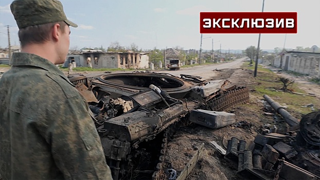 «Сорвало гусеницу»: танкист показал свою машину после подрыва на мине и атаки ВСУ