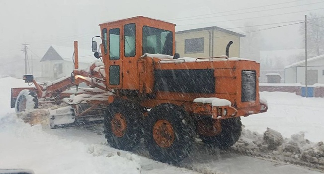 На трассе от Новороссийска к Крымскому мосту ограничили движение большегрузов